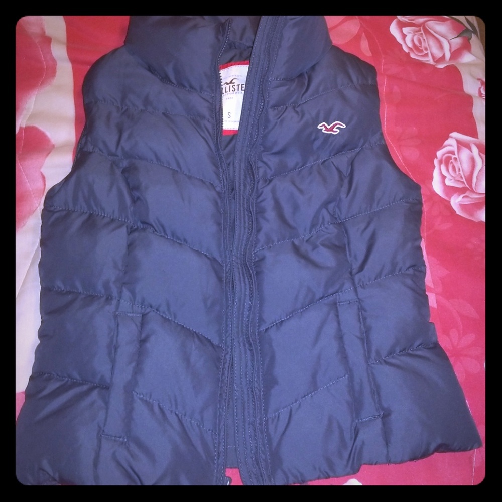 Hollister Vest